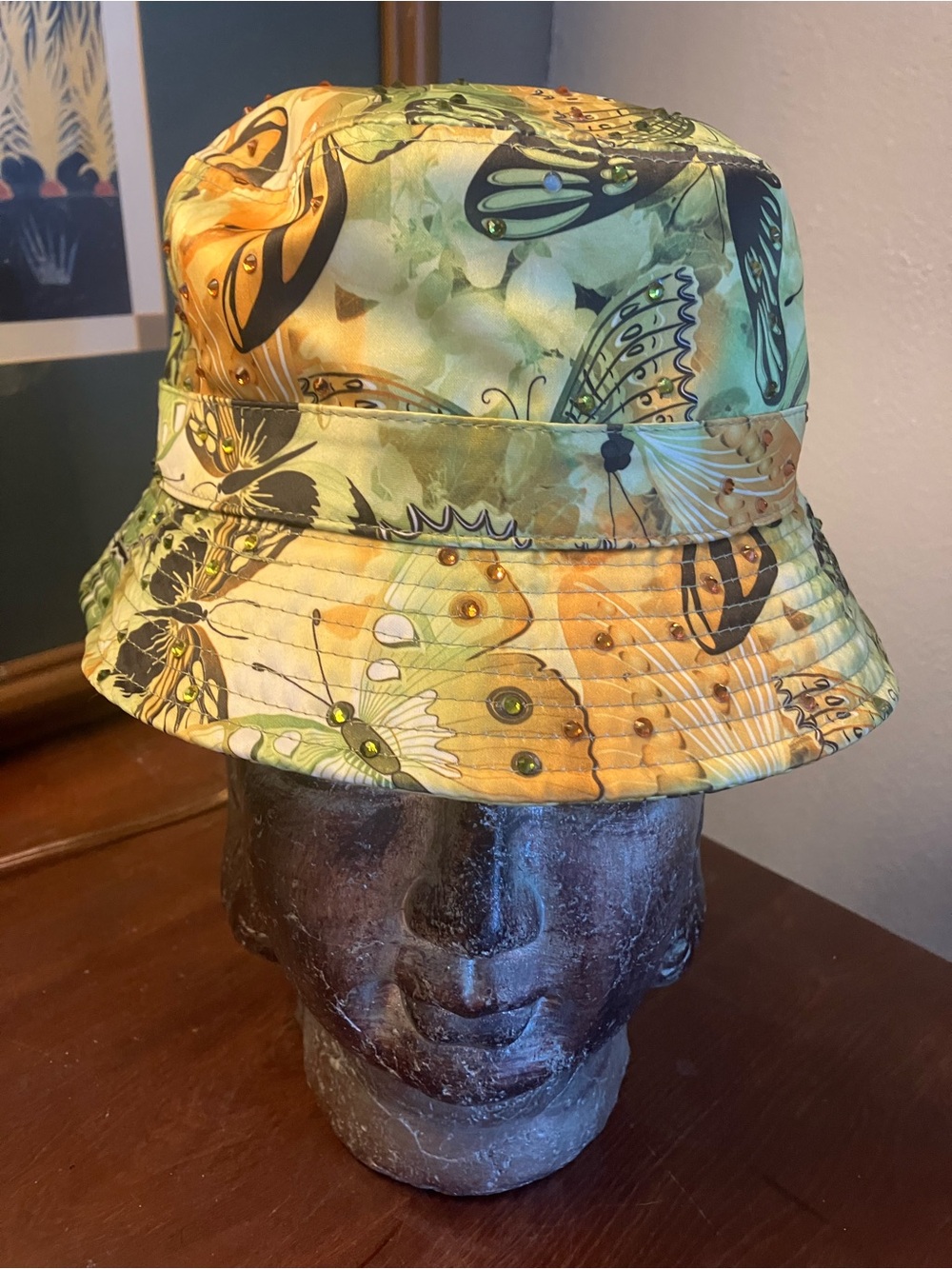 Women’s butterfly jeweled Bucket Hat - Green & Yellow - Picture 3 of 6